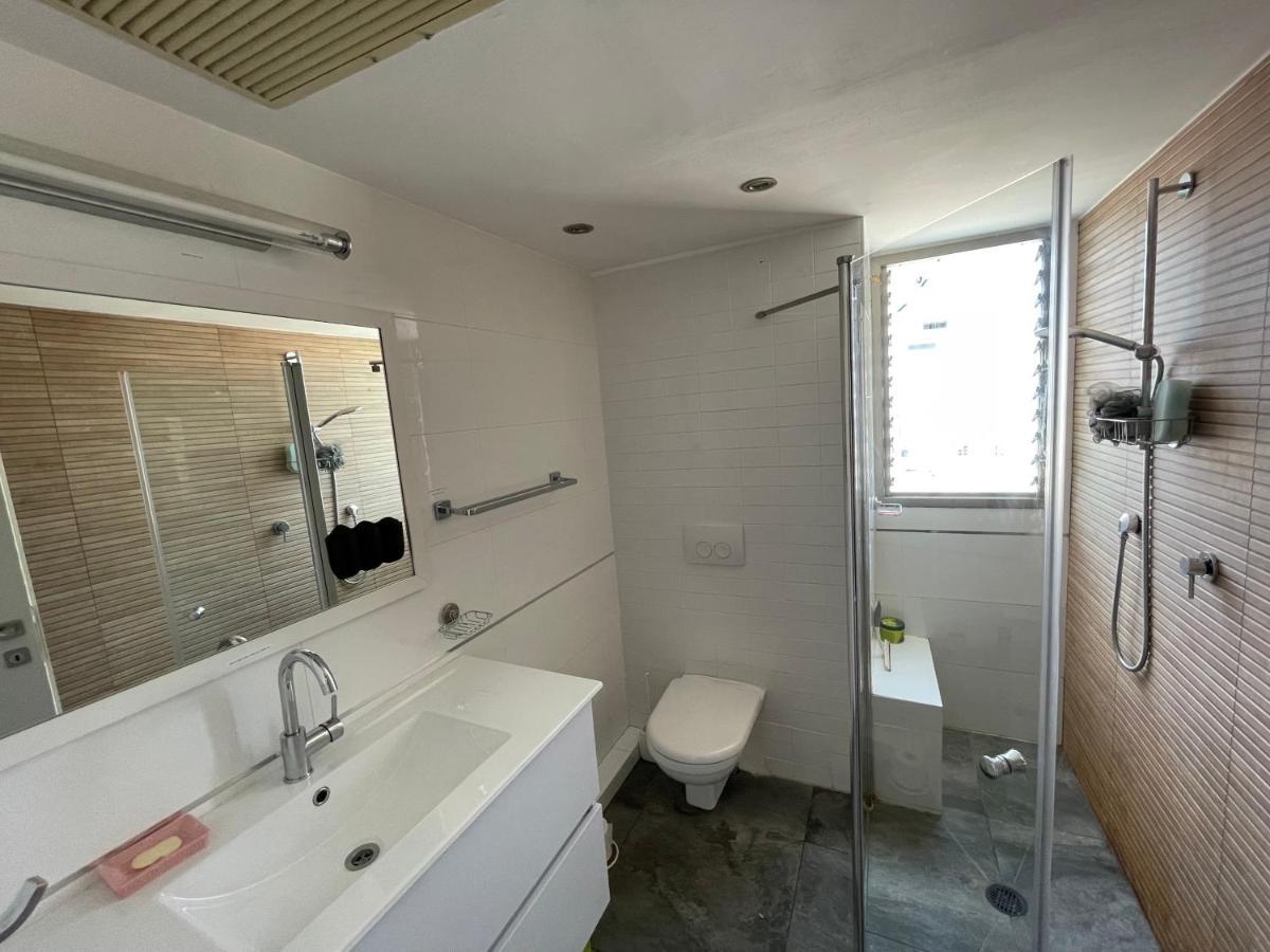 Beautiful 2-Bedroom Condo In The Heart Of Tel Aviv Eksteriør bilde