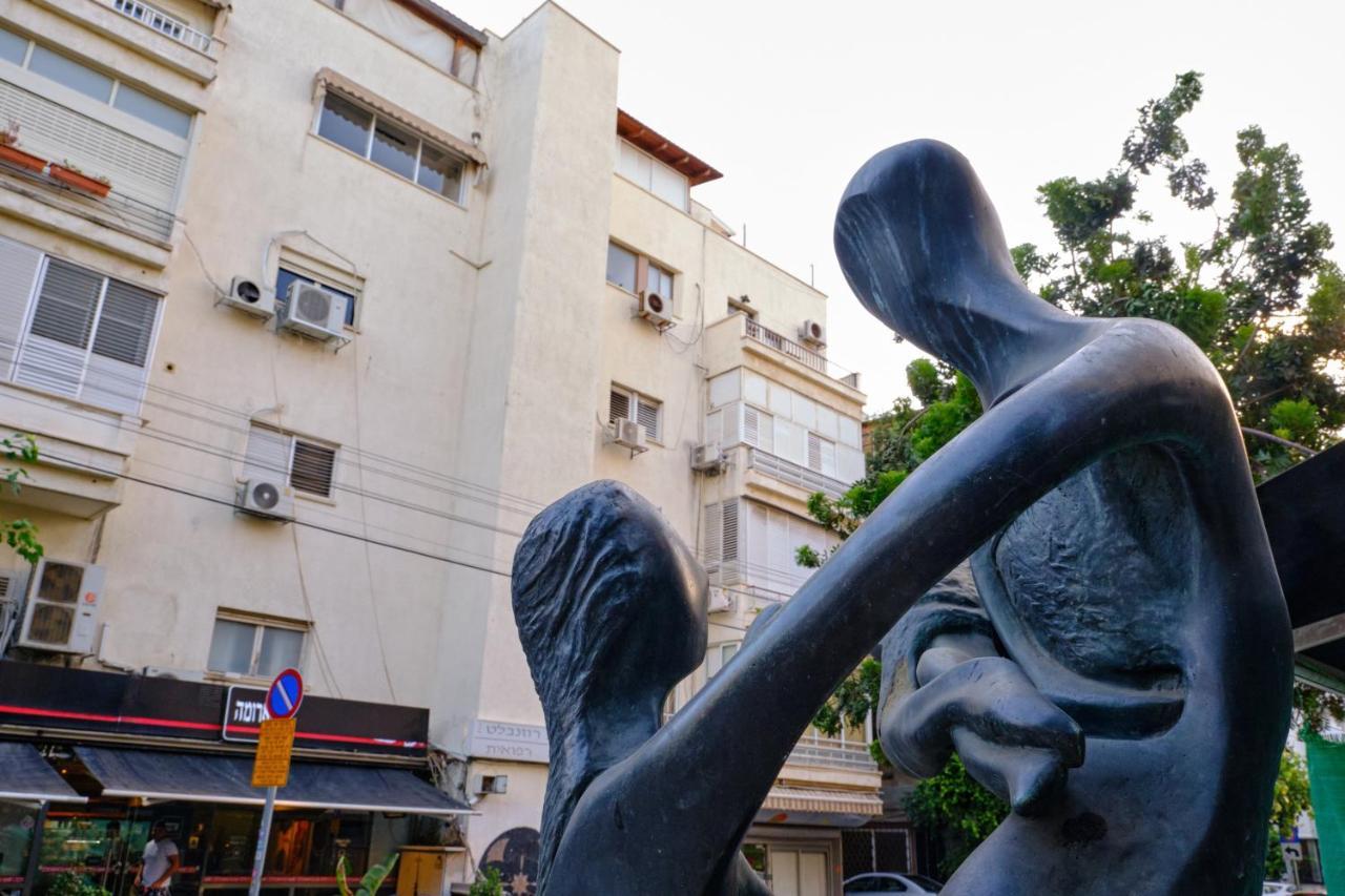 Beautiful 2-Bedroom Condo In The Heart Of Tel Aviv Eksteriør bilde