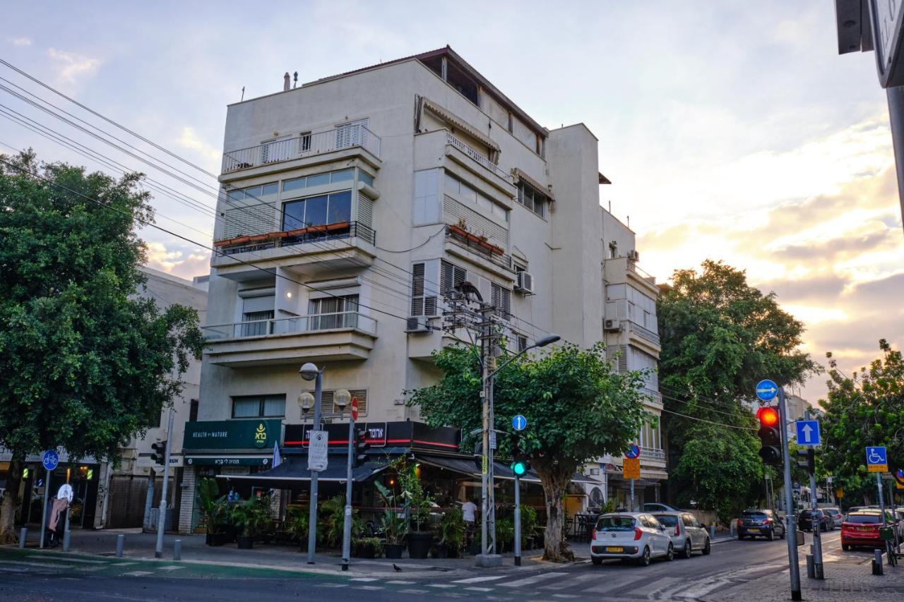 Beautiful 2-Bedroom Condo In The Heart Of Tel Aviv Eksteriør bilde