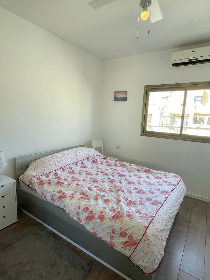 Beautiful 2-Bedroom Condo In The Heart Of Tel Aviv Eksteriør bilde