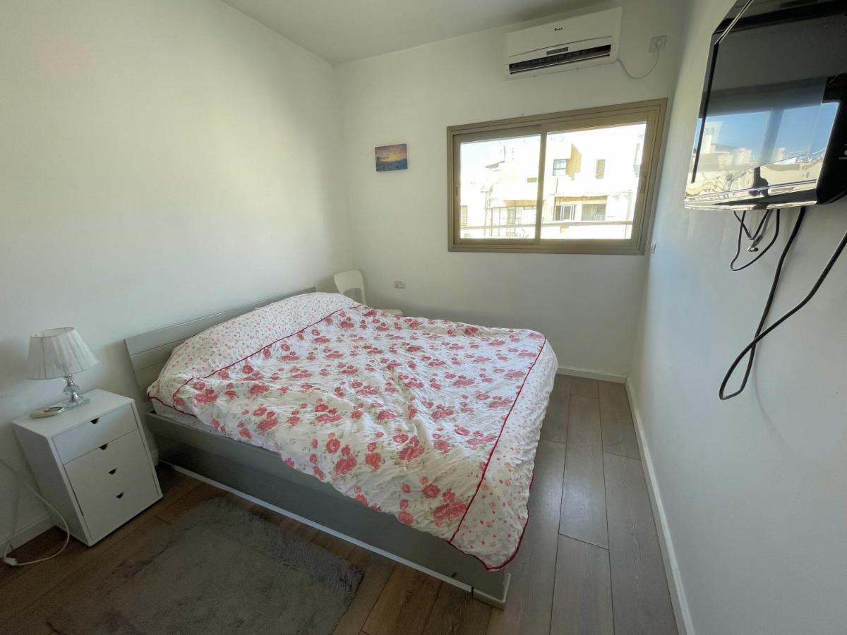 Beautiful 2-Bedroom Condo In The Heart Of Tel Aviv Eksteriør bilde